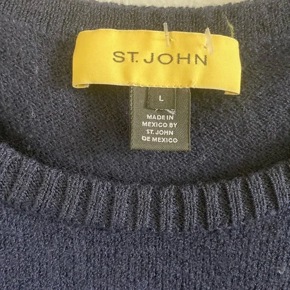 St John  Vintage  Santana Knit Navy Blue Shell - Picture 3 of 3